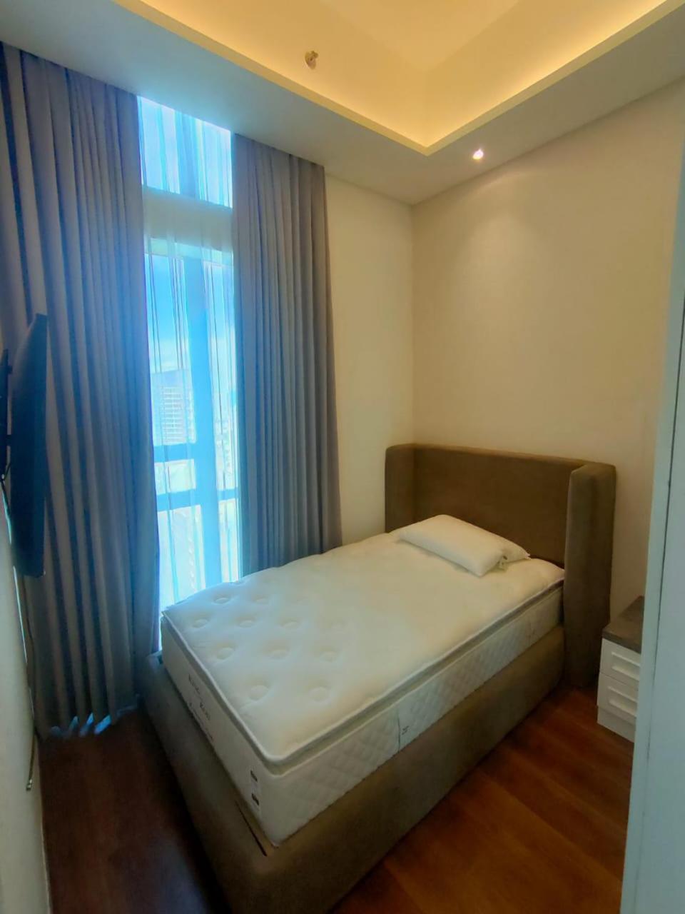 ג'קרטה Super Penthouse Stmoritz Apartment, Lippomall Puri Indah מראה חיצוני תמונה