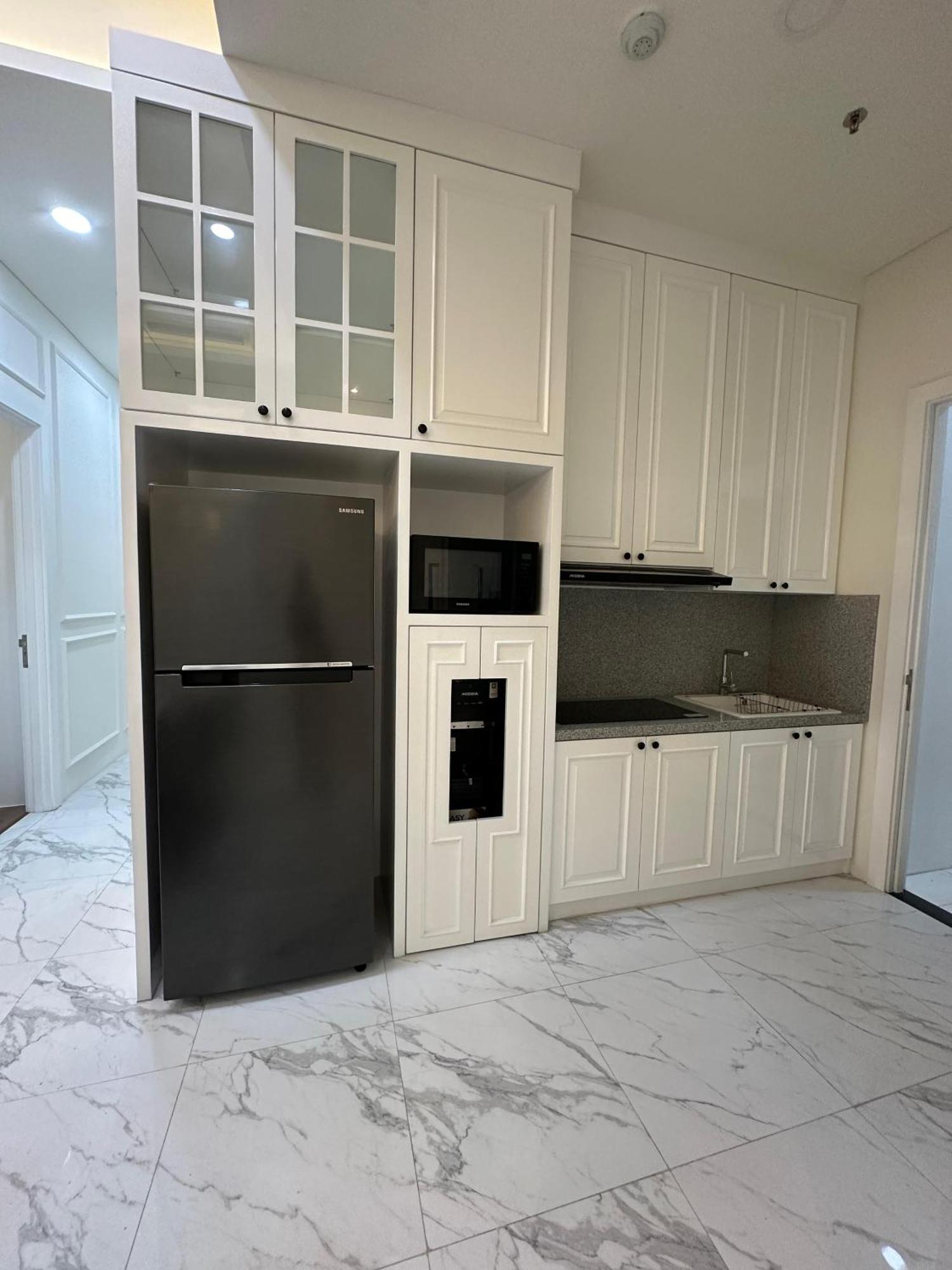 ג'קרטה Super Penthouse Stmoritz Apartment, Lippomall Puri Indah מראה חיצוני תמונה